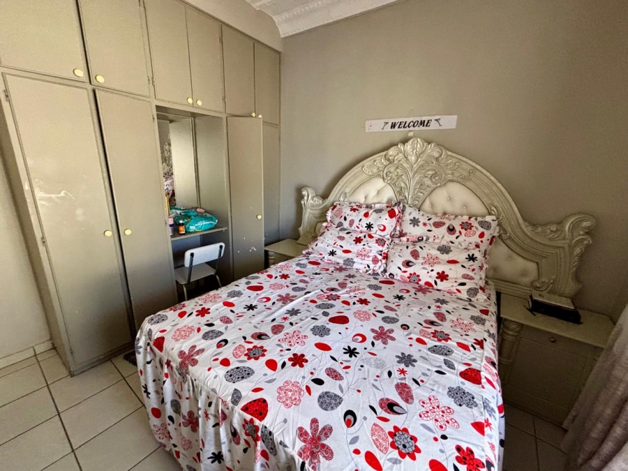 4 Bedroom Property for Sale in Beaconsfield Northern Cape
